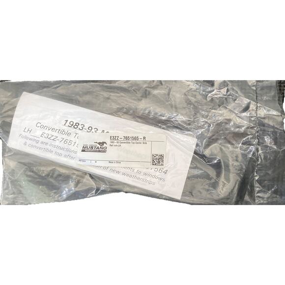 Mustang Convertible Top Side Rail Weatherstrip Seal. Left Hand.OEM#E3ZZ7651565. - Picture 2 of 5